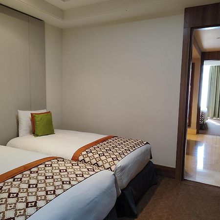 Hotel Hesperia Wtc Valencia Extérieur photo