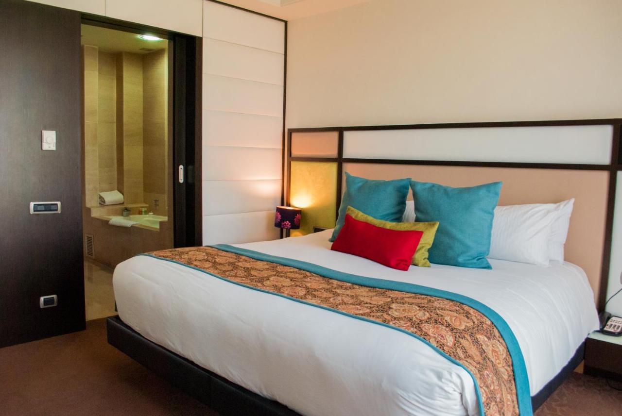 Hotel Hesperia Wtc Valencia Extérieur photo