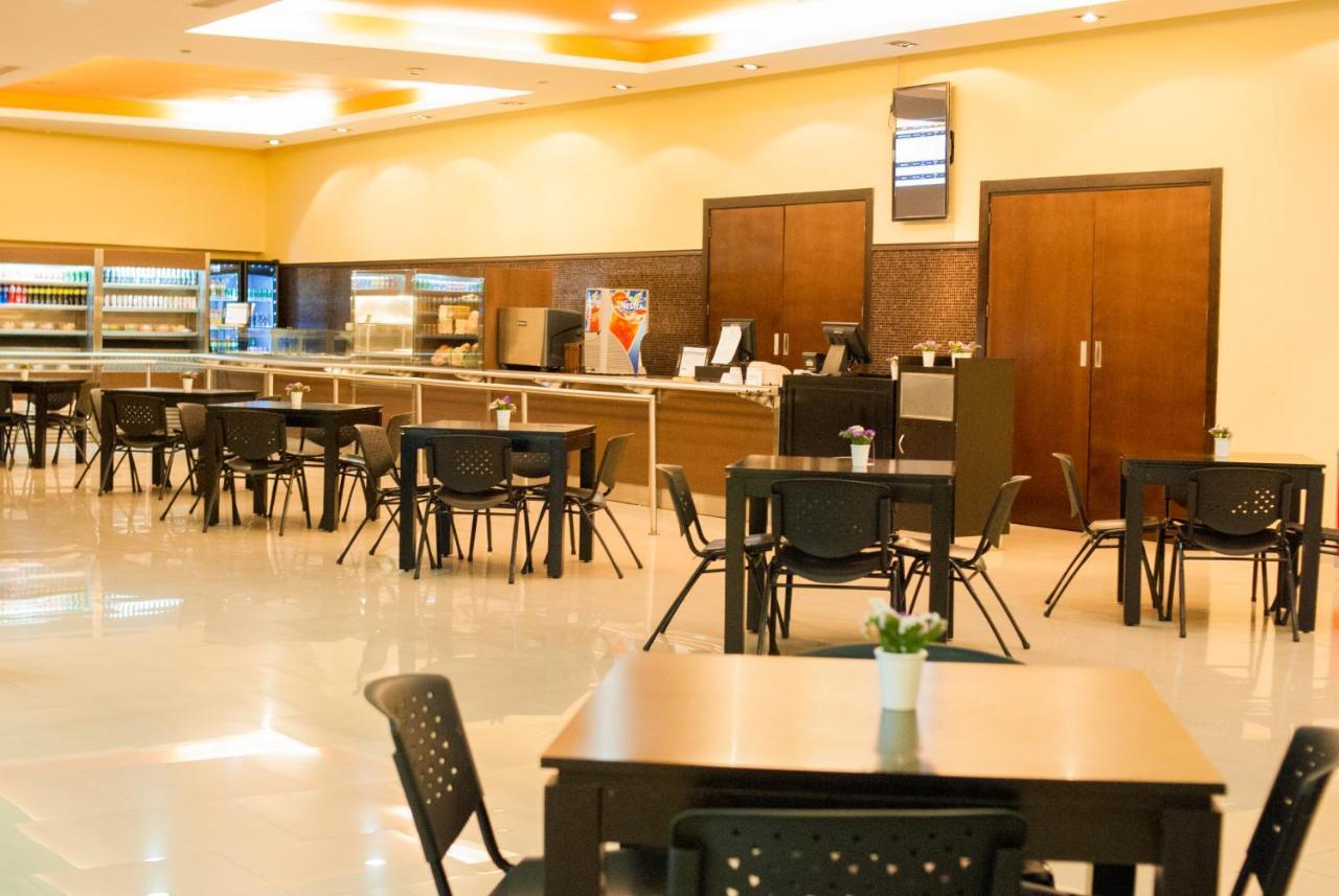 Hotel Hesperia Wtc Valencia Extérieur photo