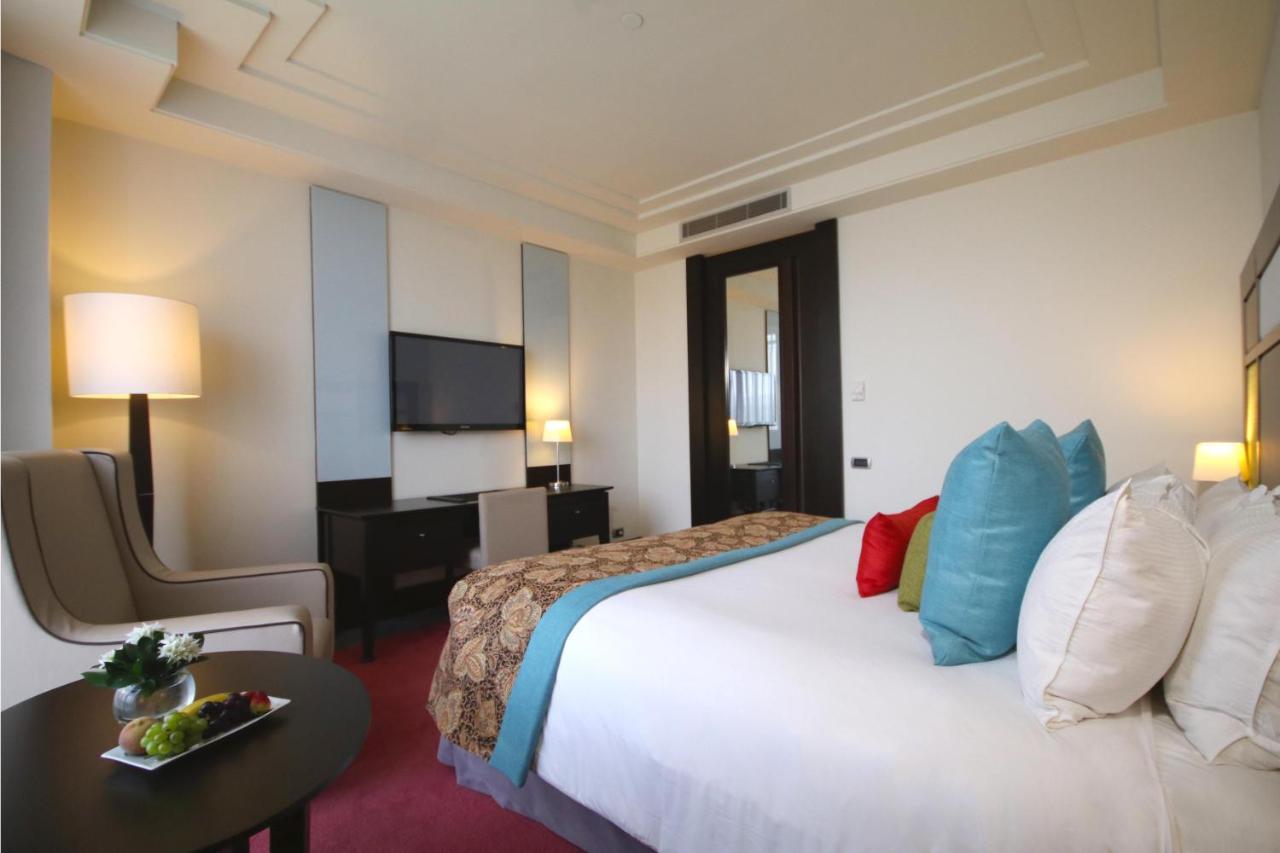Hotel Hesperia Wtc Valencia Extérieur photo
