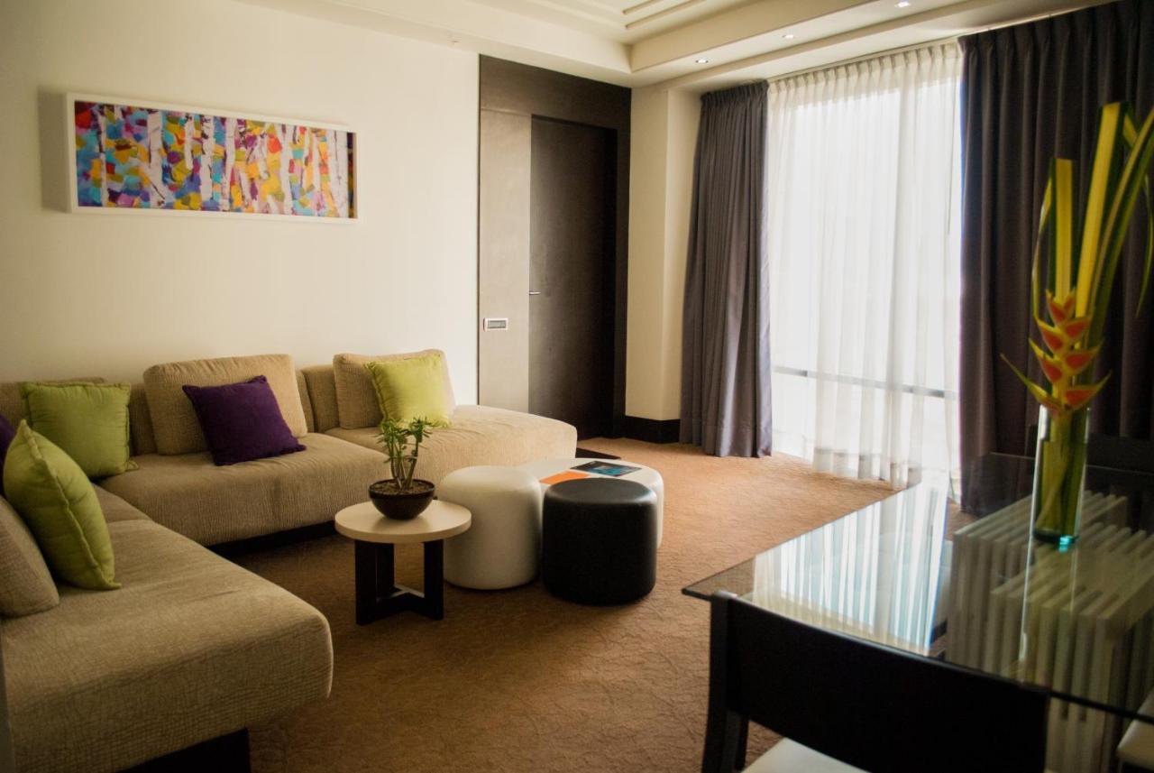 Hotel Hesperia Wtc Valencia Extérieur photo