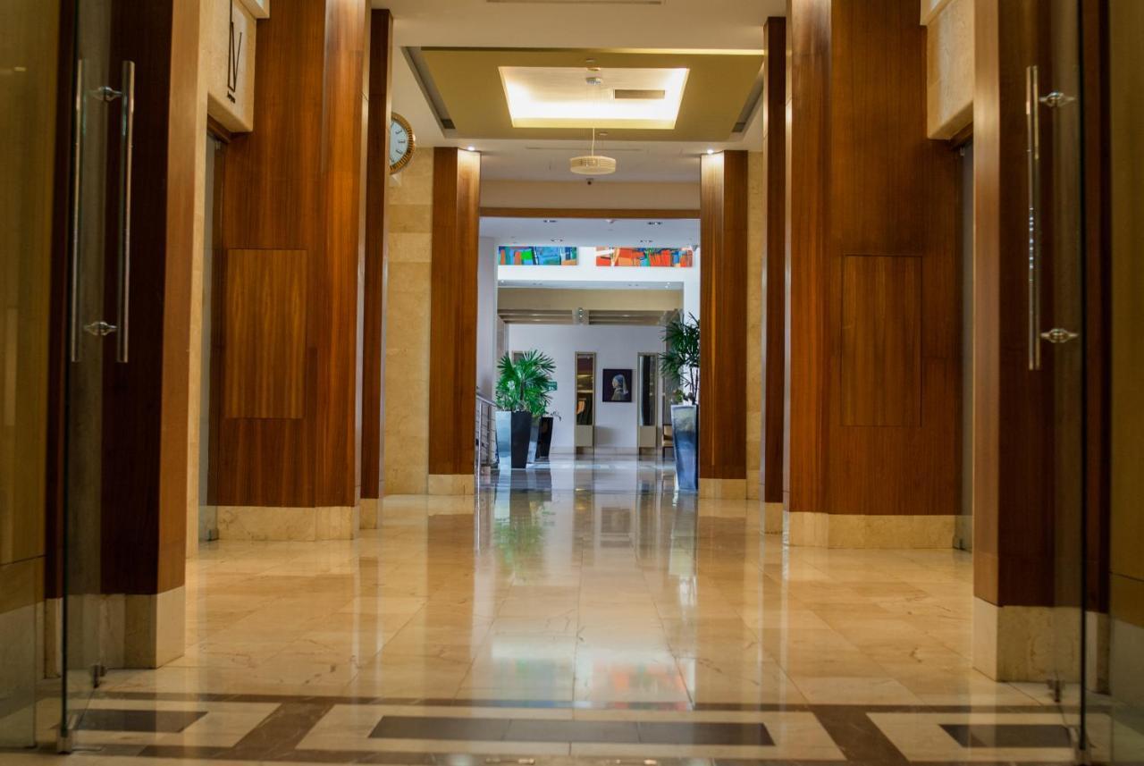 Hotel Hesperia Wtc Valencia Extérieur photo