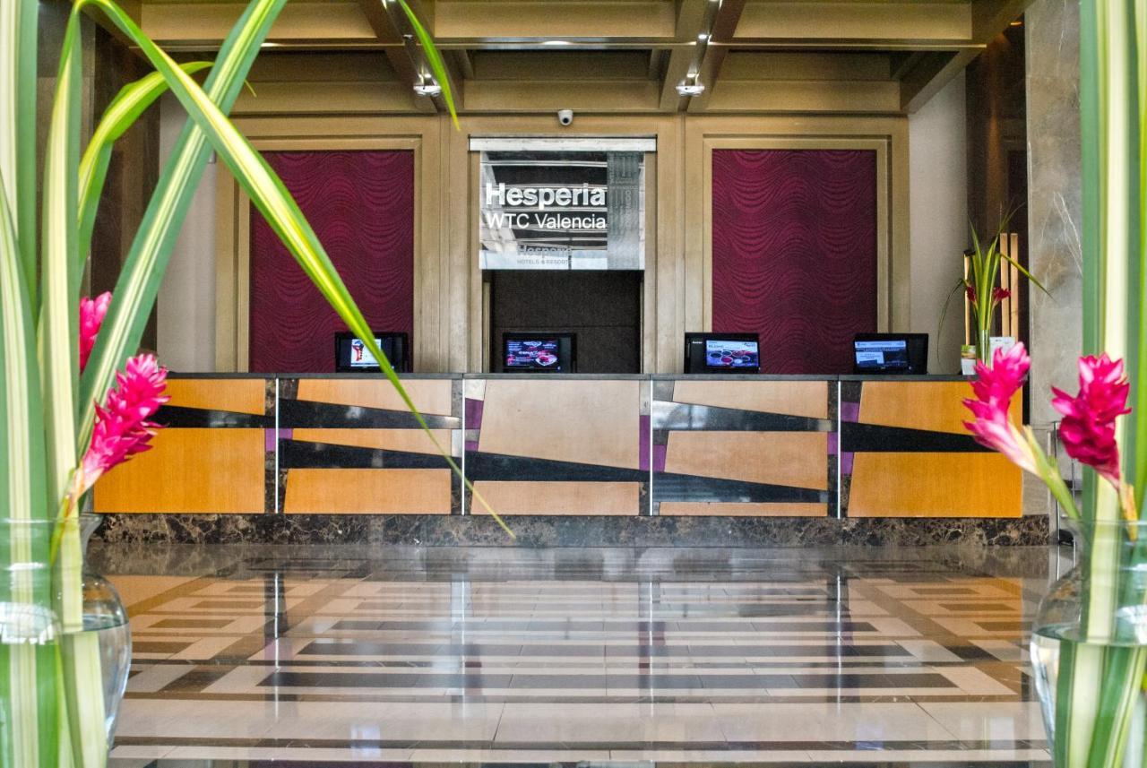 Hotel Hesperia Wtc Valencia Extérieur photo