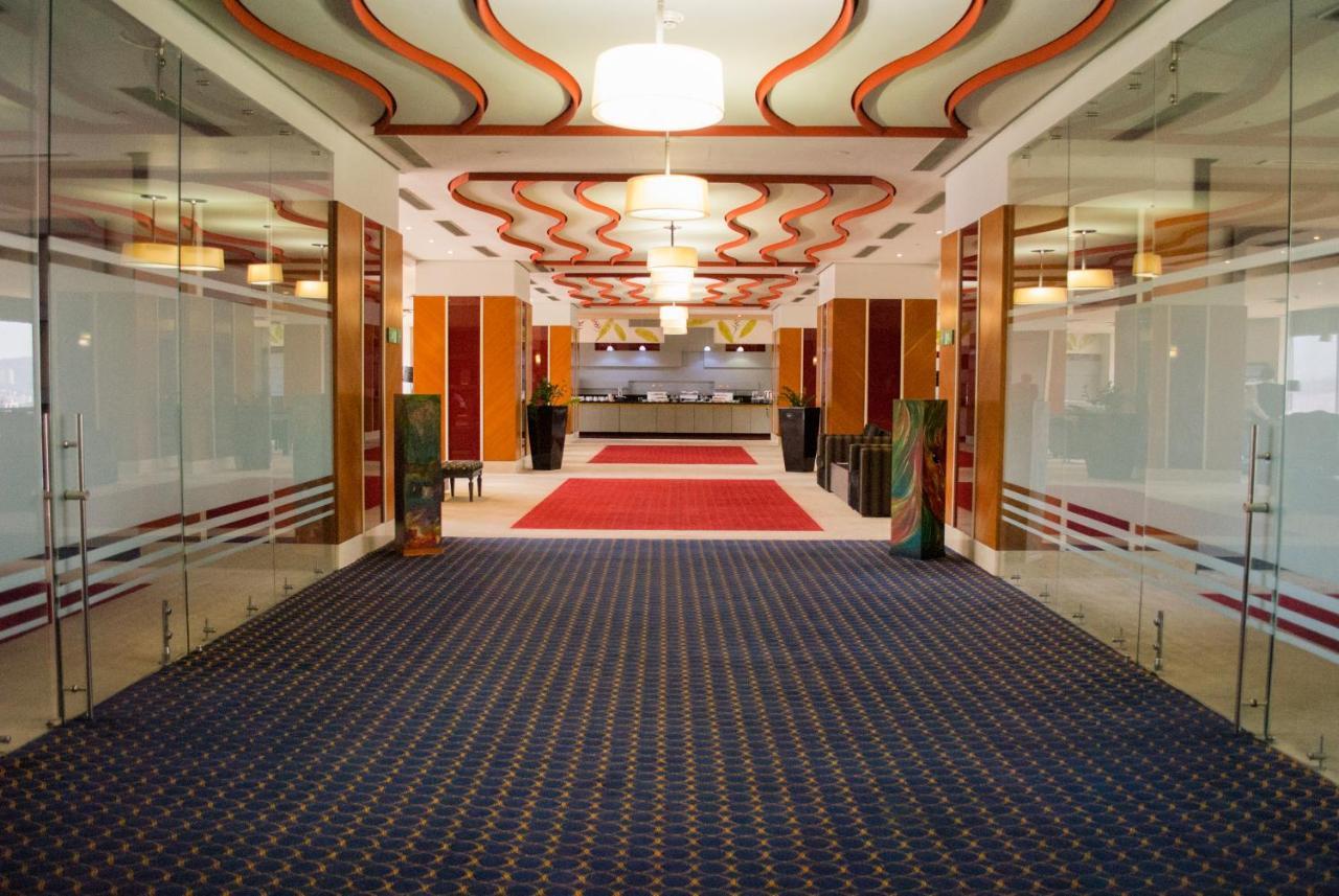 Hotel Hesperia Wtc Valencia Extérieur photo
