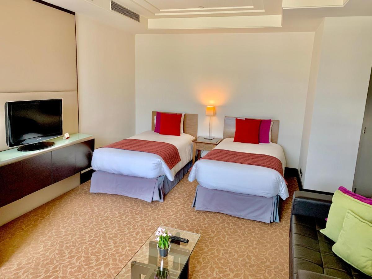 Hotel Hesperia Wtc Valencia Extérieur photo