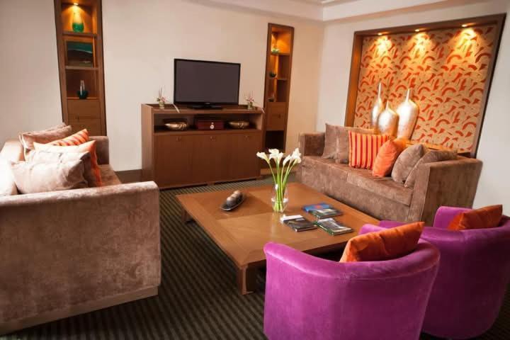 Hotel Hesperia Wtc Valencia Extérieur photo