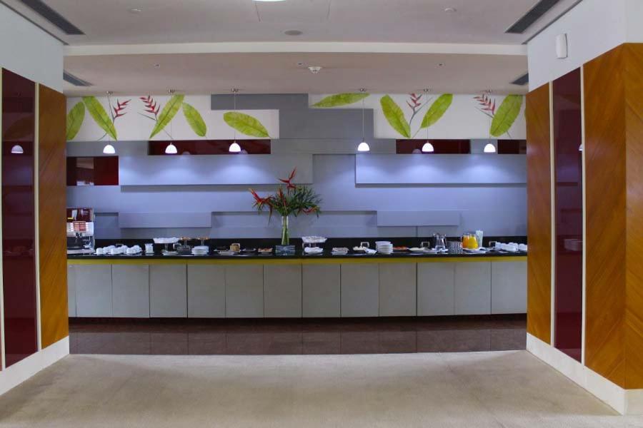 Hotel Hesperia Wtc Valencia Extérieur photo